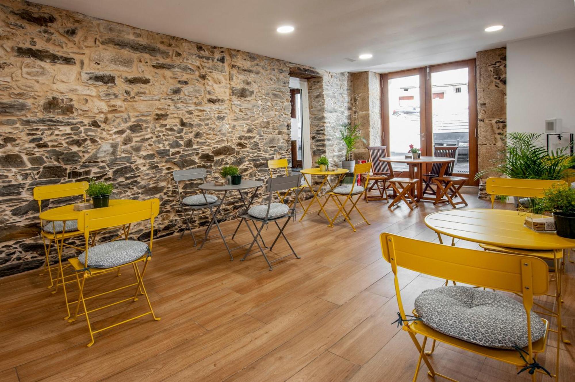 Snoe Hotel Camino Do Eume Apartamentos Puentedeume Ngoại thất bức ảnh
